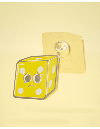 Pin’s Dé de Jeux de société Émaillé  - Dé jaune - Visuel photo studio