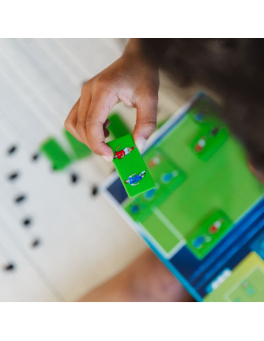 Buuuut ! - Logique et Puzzles - Smart Games - contenu - matériel - plateau - aimants - visuel Buuuut ! - Logique et Puzzles - Smart Games - contenu - matériel - plateau - aimants - visuel