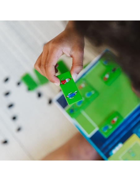 Buuuut ! - Logique et Puzzles - Smart Games - contenu - matériel - plateau - aimants - visuel Buuuut ! - Logique et Puzzles - Smart Games - contenu - matériel - plateau - aimants - visuel
